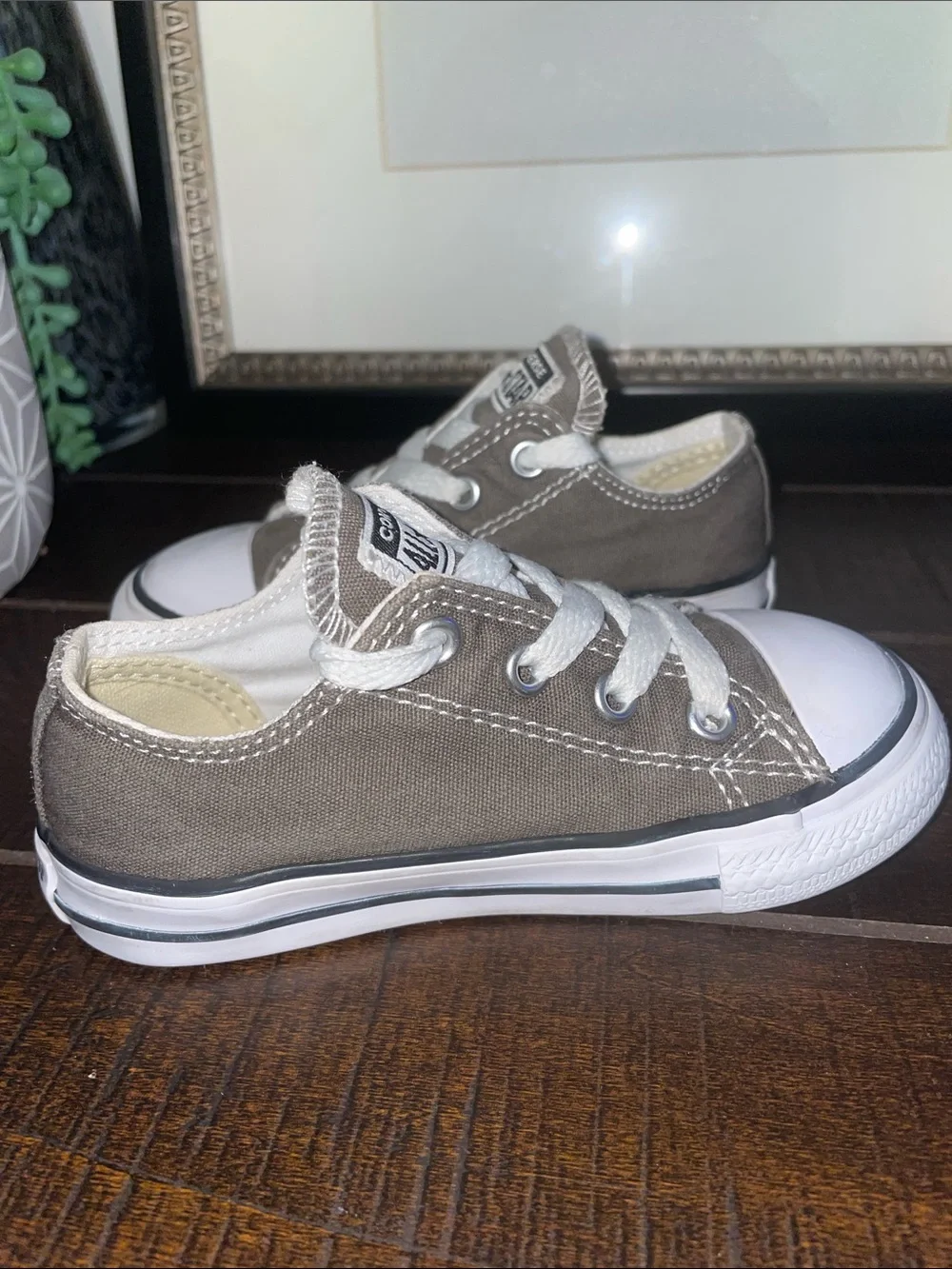 Converse All Star Chuck Taylor Low Top Sneakers Baby Unisex Size 7 Like New